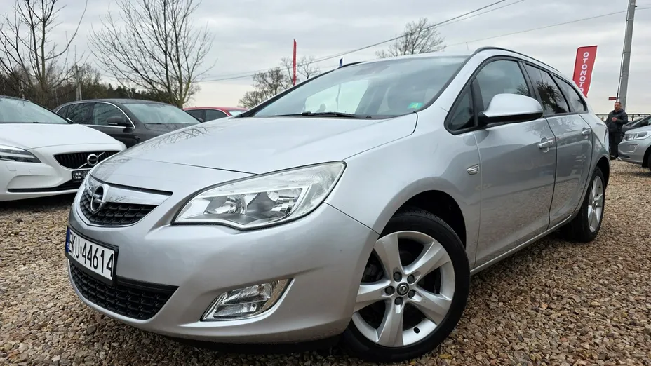 OPEL Astra -