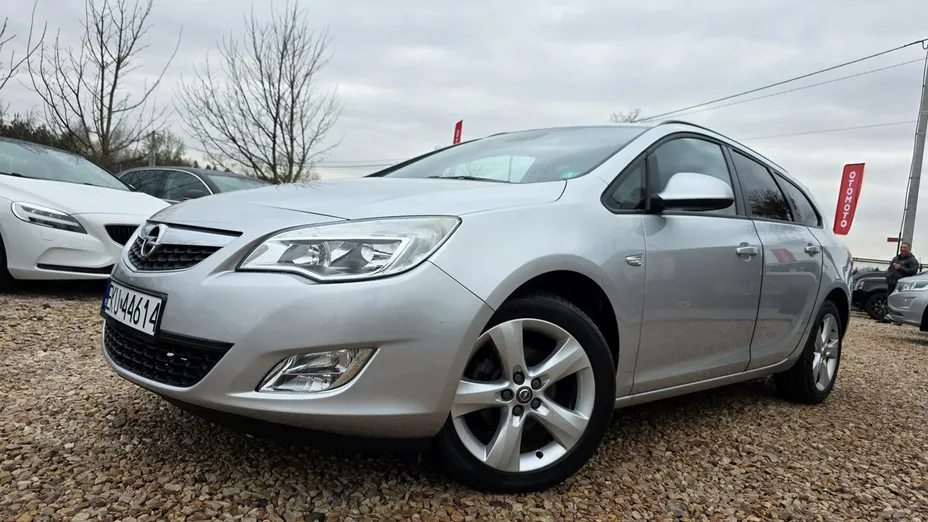 OPEL Astra -