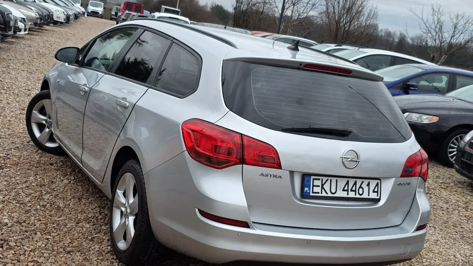 OPEL Astra -