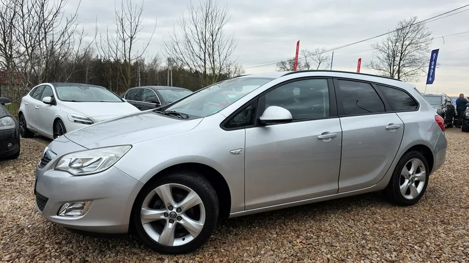 OPEL Astra -