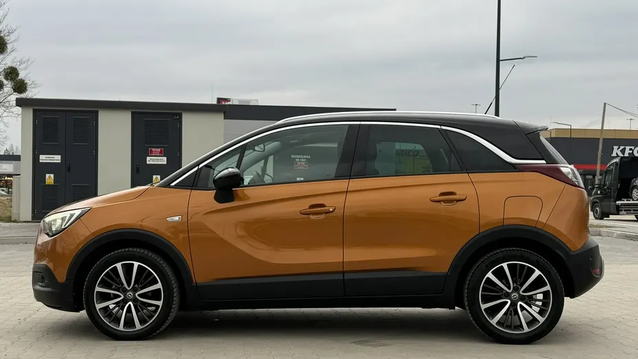 OPEL Crossland X -