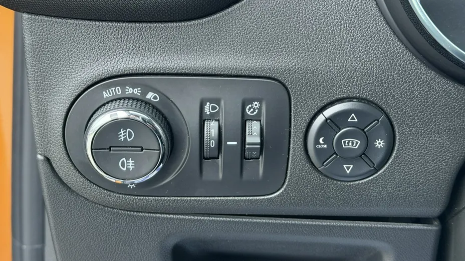 OPEL Crossland X -