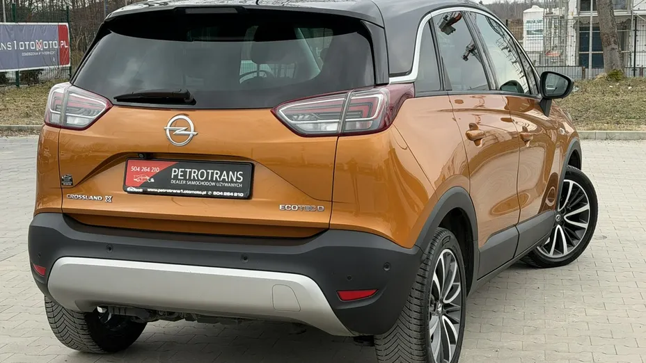 OPEL Crossland X -