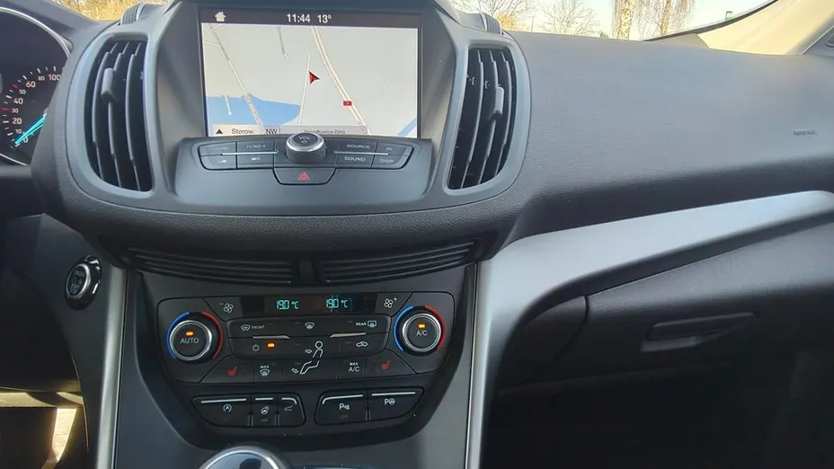 FORD Kuga -