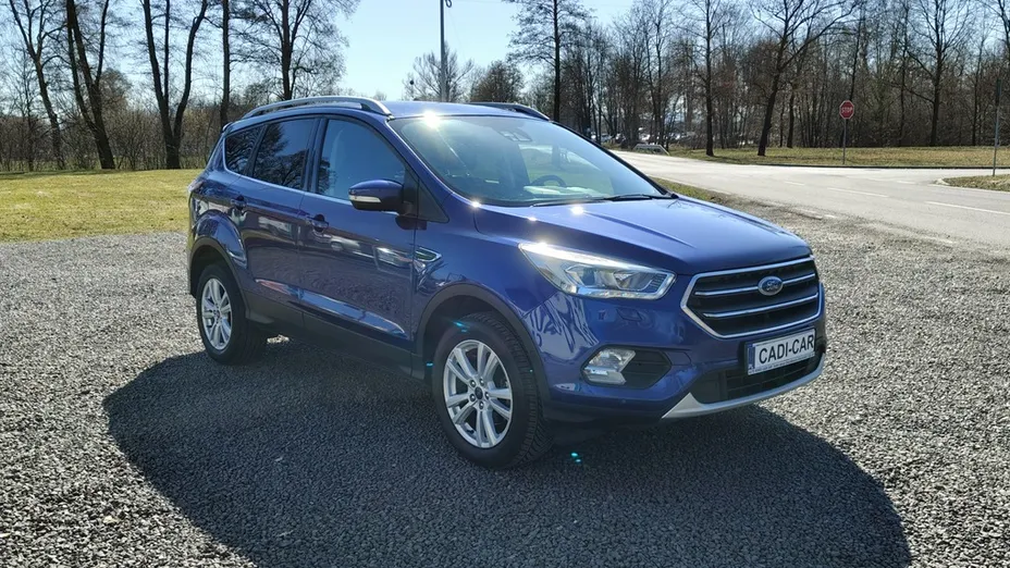 FORD Kuga -