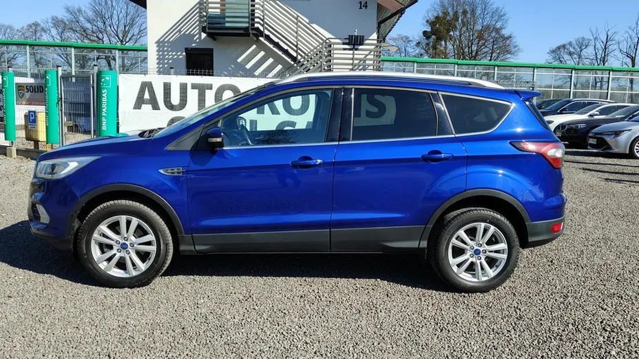FORD Kuga -