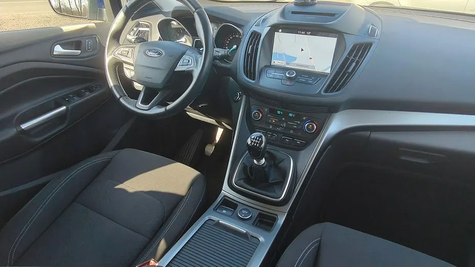 FORD Kuga -
