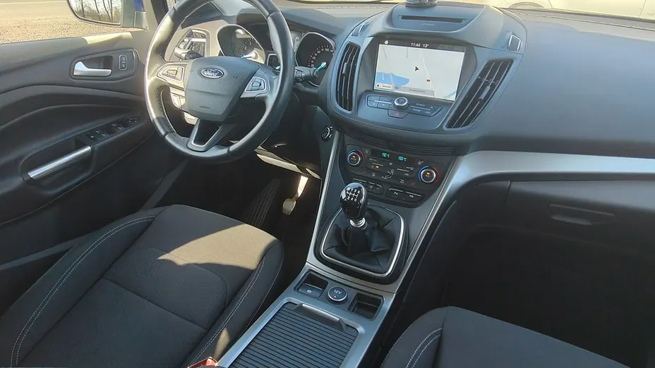 FORD Kuga -