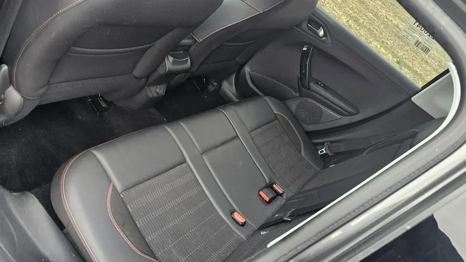 PEUGEOT 2008 -