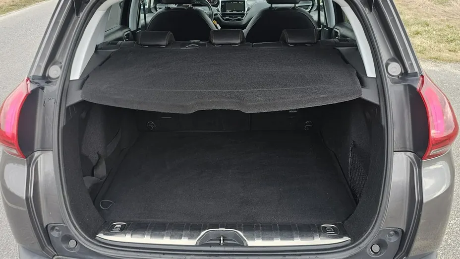 PEUGEOT 2008 -
