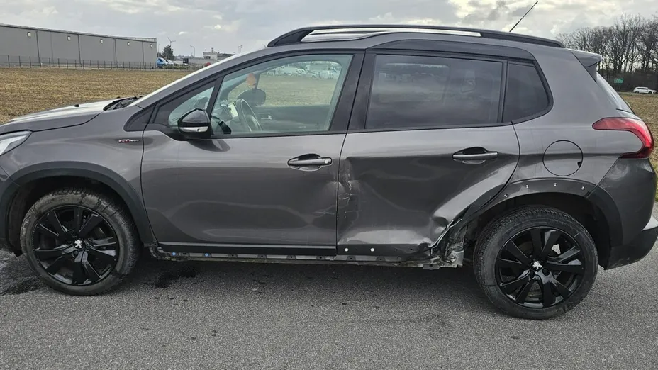 PEUGEOT 2008 -