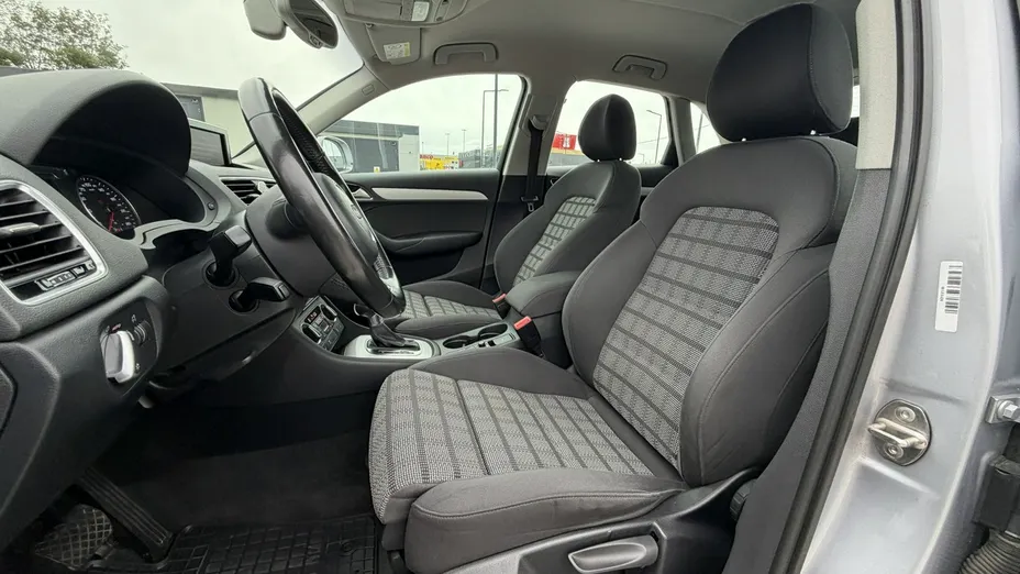 AUDI Q3 -