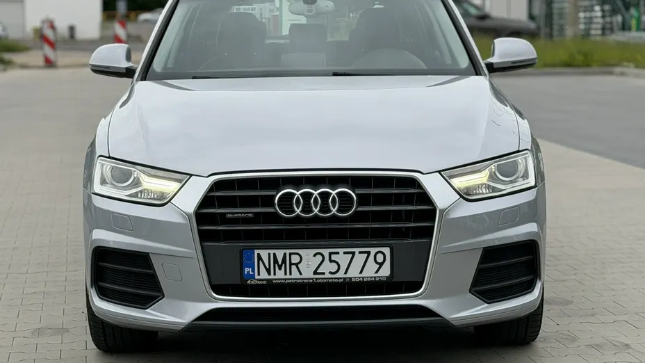 AUDI Q3 -