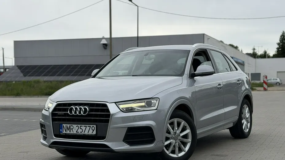 AUDI Q3 -