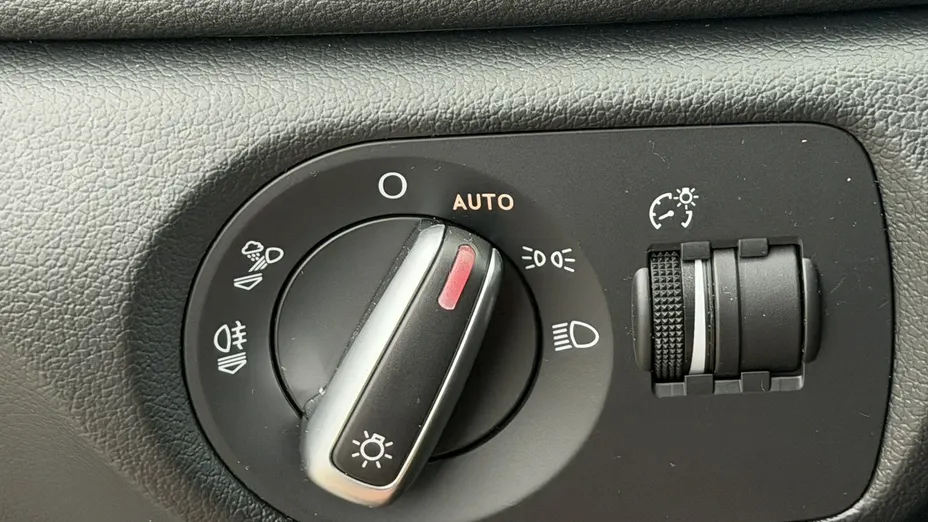 AUDI Q3 -
