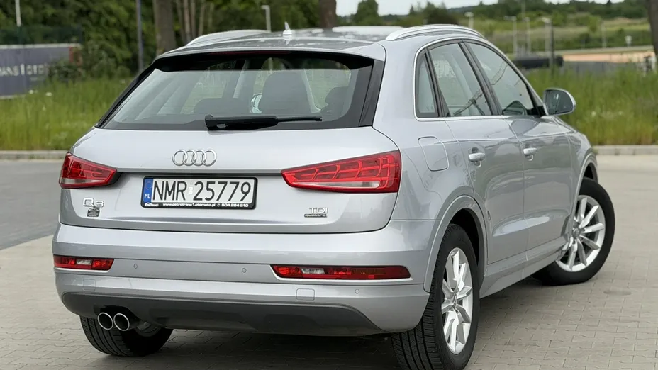 AUDI Q3 -