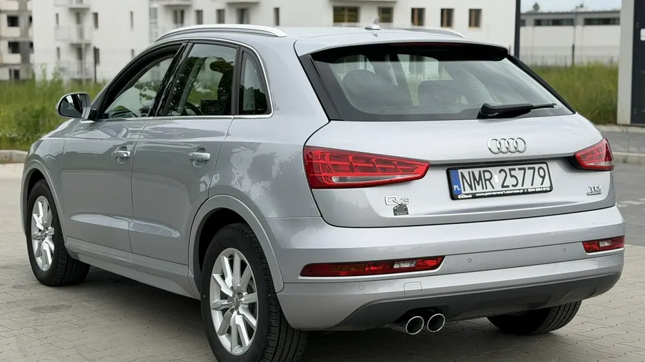 AUDI Q3 -