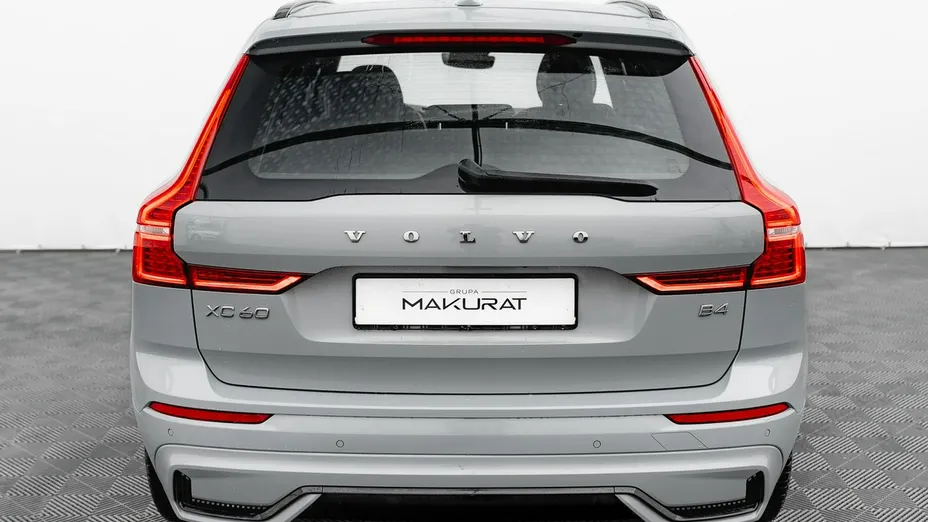 VOLVO XC60 -