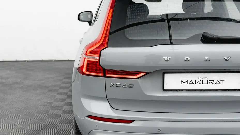 VOLVO XC60 -