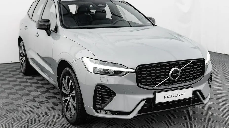VOLVO XC60 -