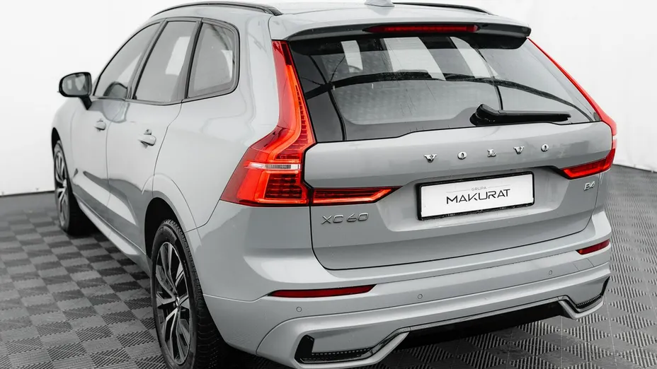 VOLVO XC60 -