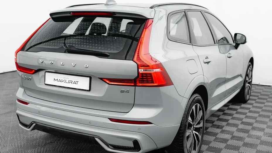 VOLVO XC60 -