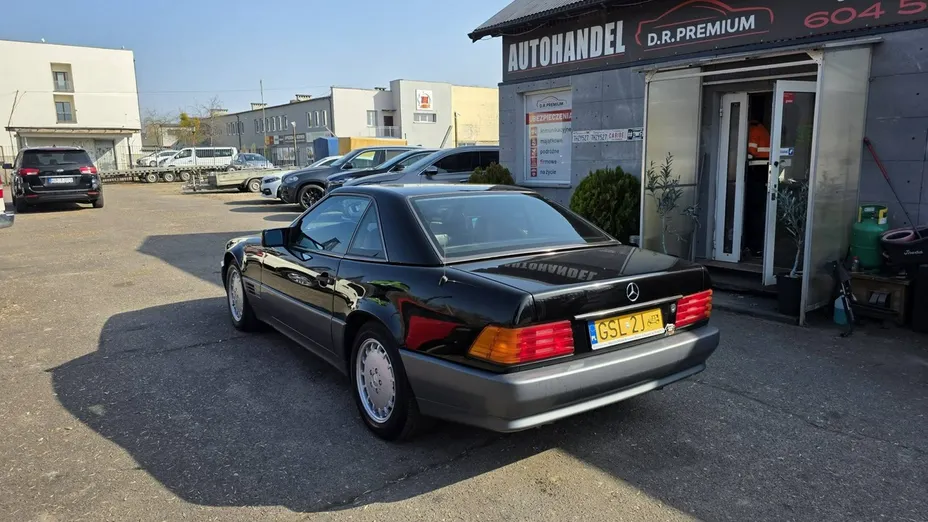MERCEDES-BENZ SL -