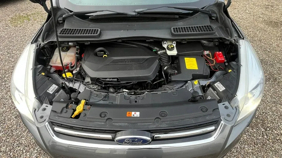 FORD Kuga -
