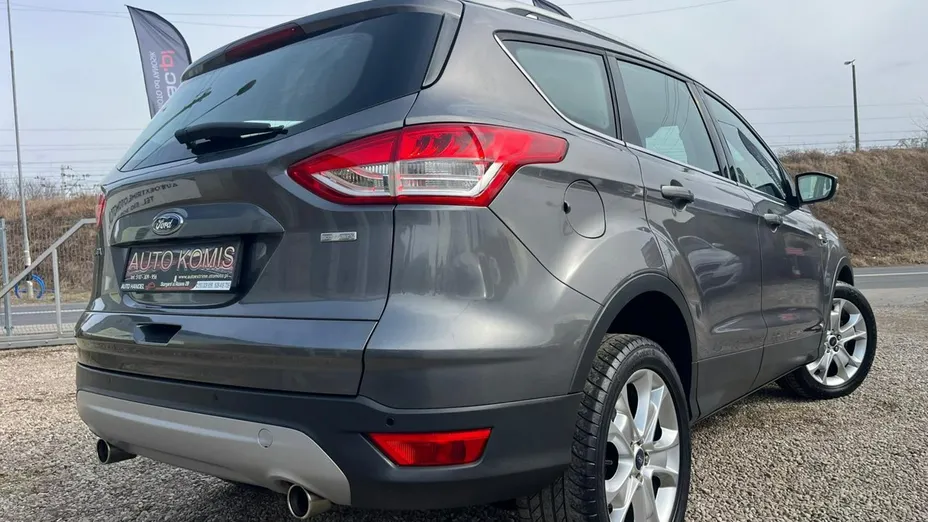 FORD Kuga -
