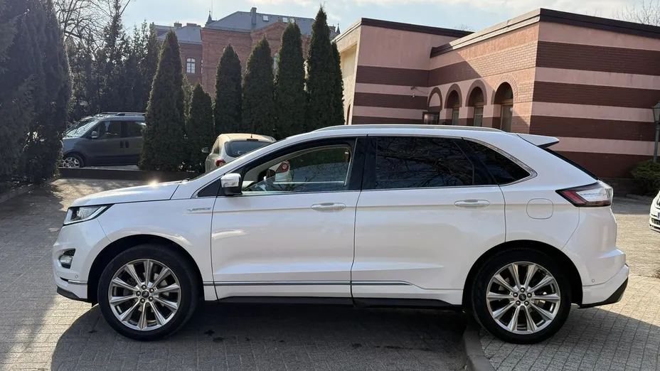 FORD Edge -