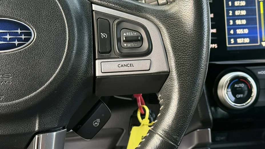 SUBARU Forester -