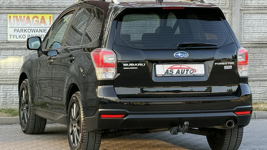 SUBARU Forester -