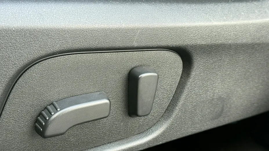 SUBARU Forester -