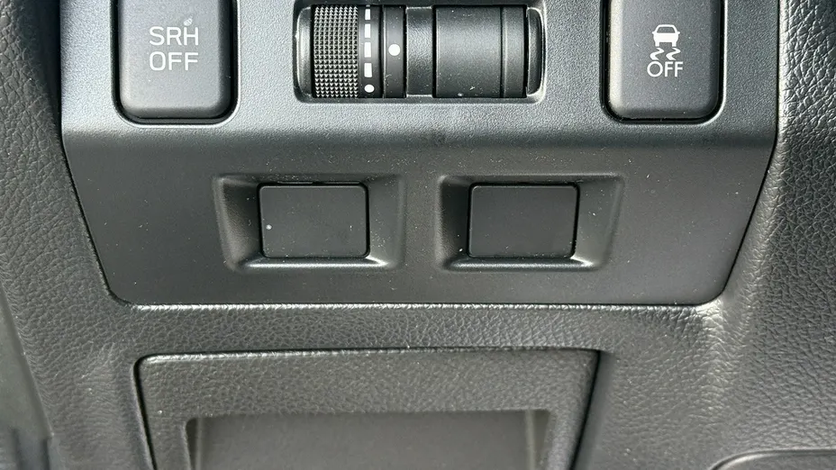 SUBARU Forester -