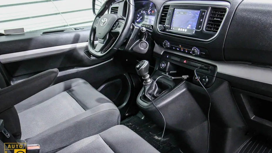 TOYOTA Proace Verso -