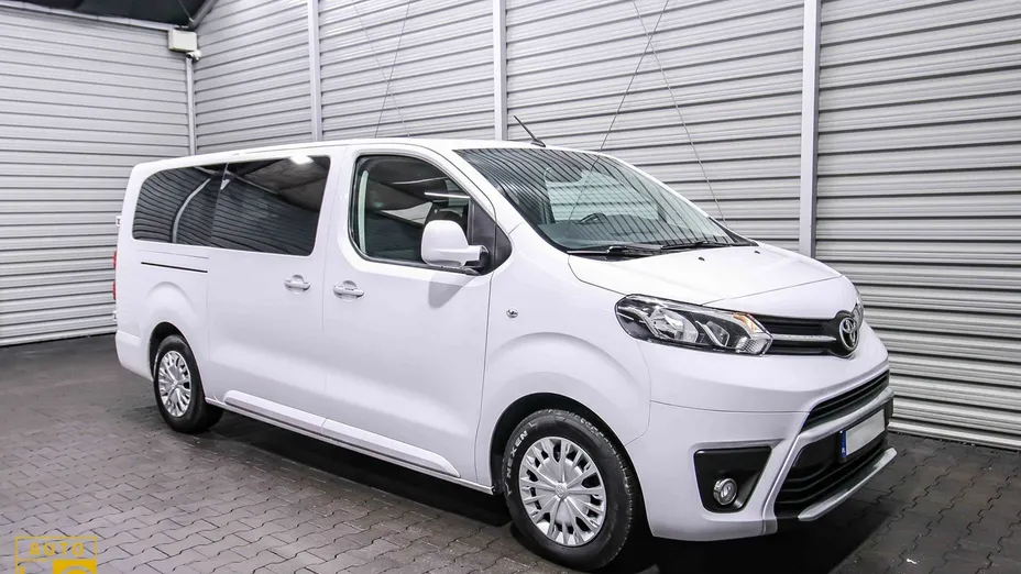 TOYOTA Proace Verso -