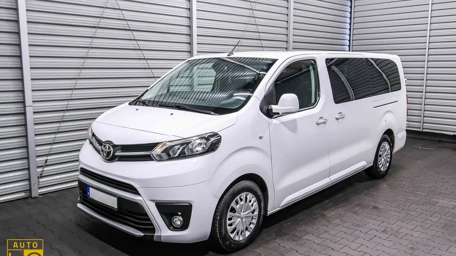 TOYOTA Proace Verso -