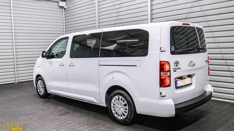 TOYOTA Proace Verso -
