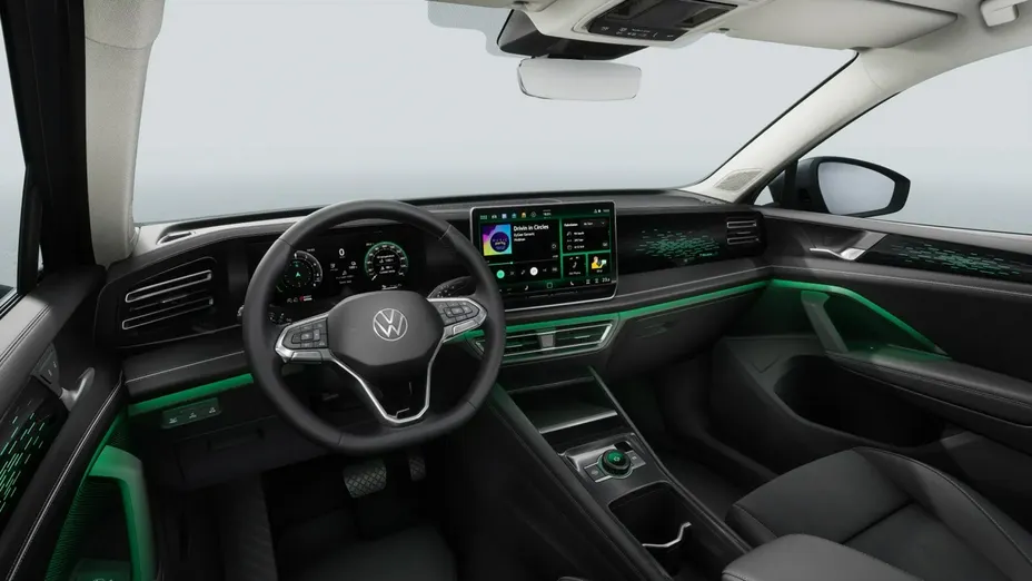 VOLKSWAGEN Tiguan -