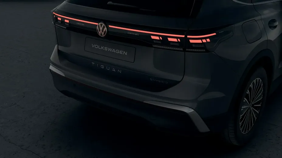 VOLKSWAGEN Tiguan -