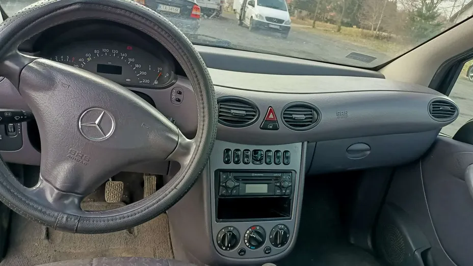 MERCEDES-BENZ A Klasa -