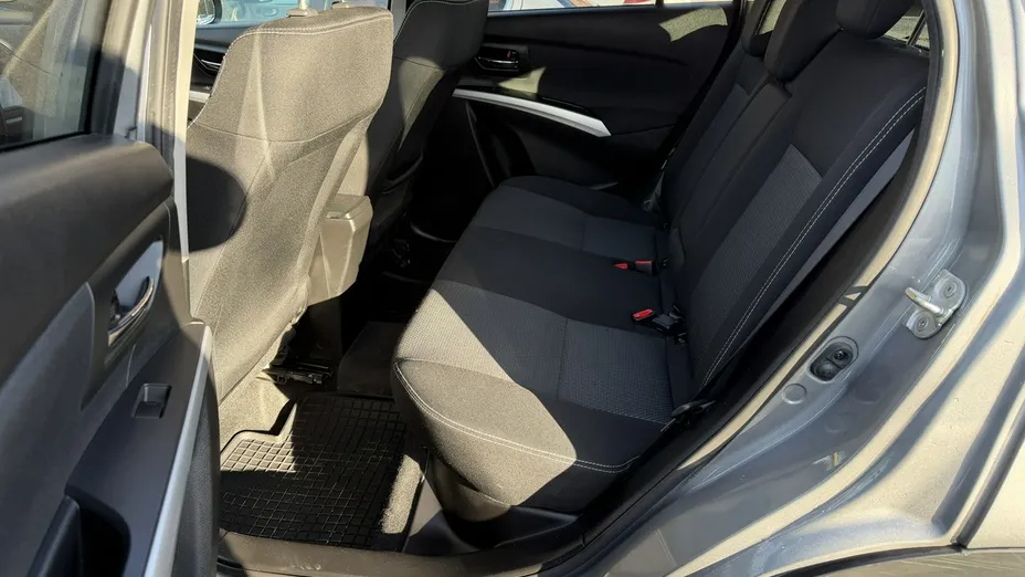 SUZUKI S-Cross -