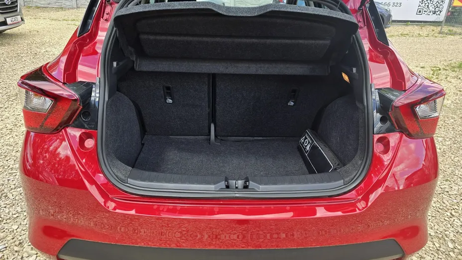 NISSAN Micra -