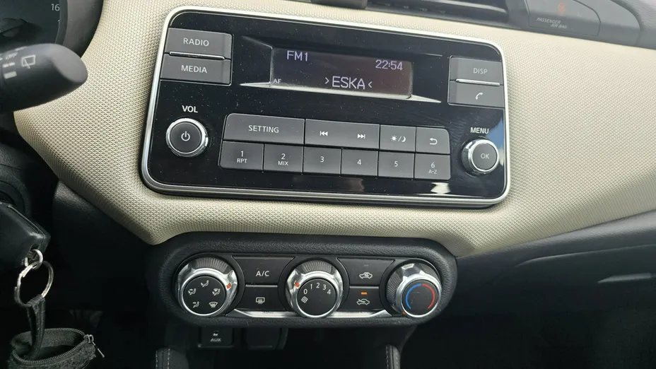 NISSAN Micra -