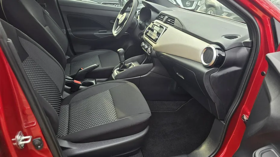 NISSAN Micra -