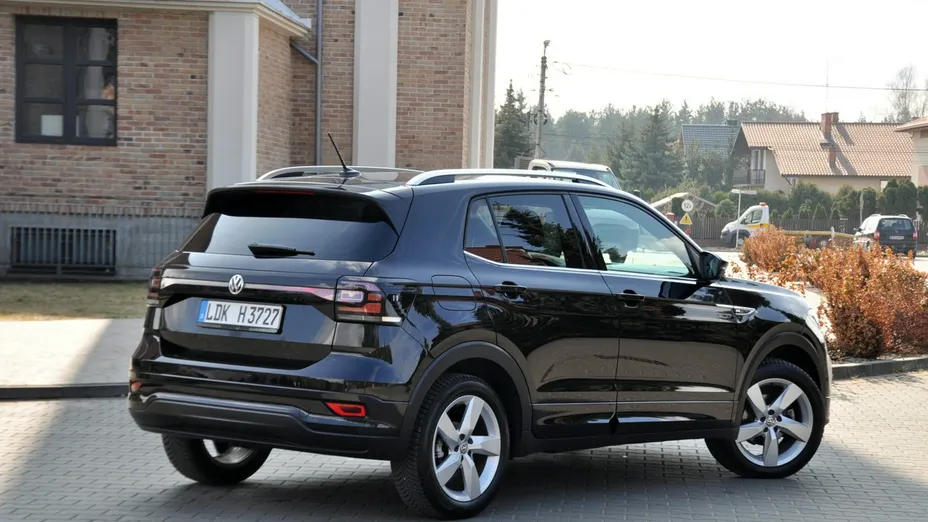 VOLKSWAGEN T-Cross -