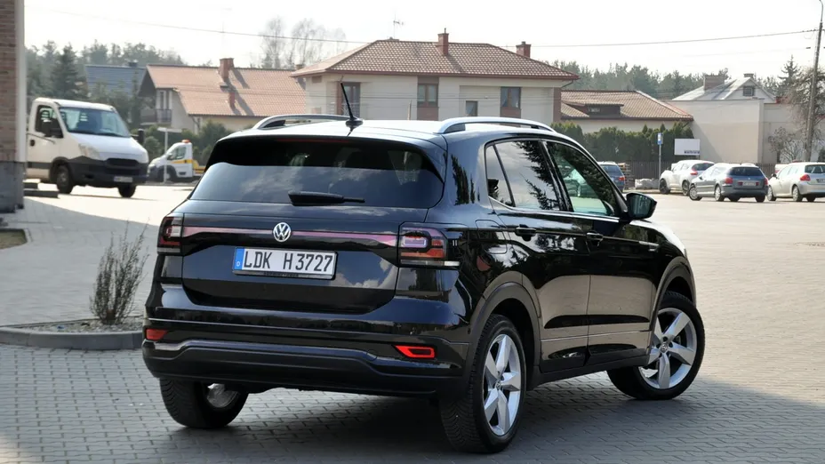 VOLKSWAGEN T-Cross -