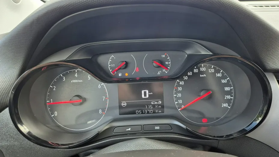OPEL Crossland X -
