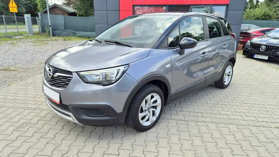 OPEL Crossland X -