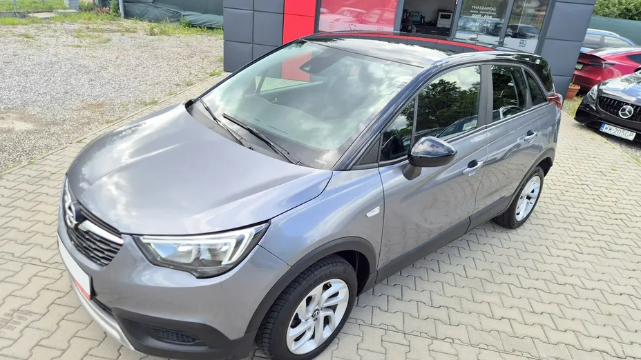 OPEL Crossland X -